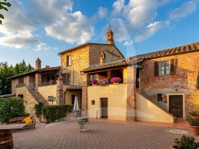 25 Camere Casa di Campagna Umbria In Vendita A1190ta. m² Castiglione del Lago