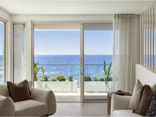25 Carrington Parade, Freshwater House for rent Listed by Lin.
