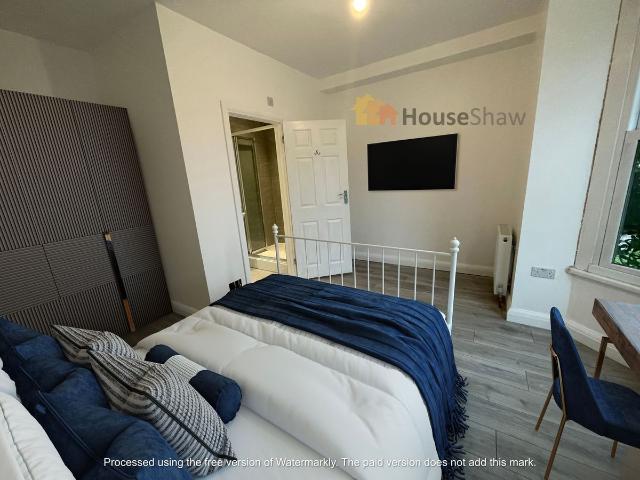 25 Castle Street, High Wycombe HP13, Property to rent, £950 pcm | PrimeLocation