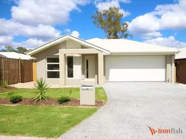 25 Chaka Street, Hillcrest, QLD 4118