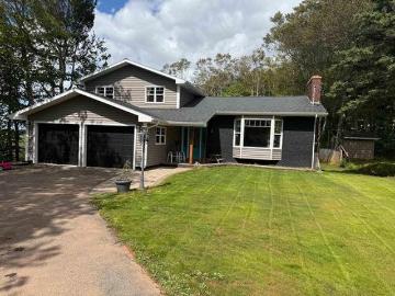 25 Charlotte Drive, Summerside, PE, C1N 4W2 house for sale | Listing ID 202520 | Royal LePage