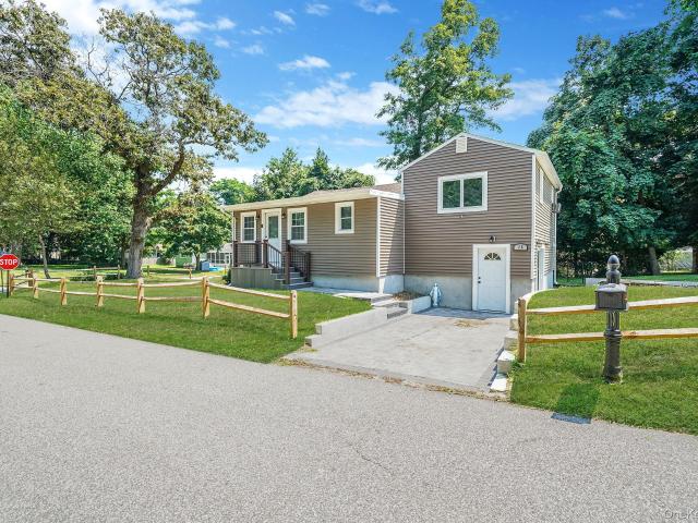 25 Cherry Ln, Wading River, NY 11792 | MLS #1015