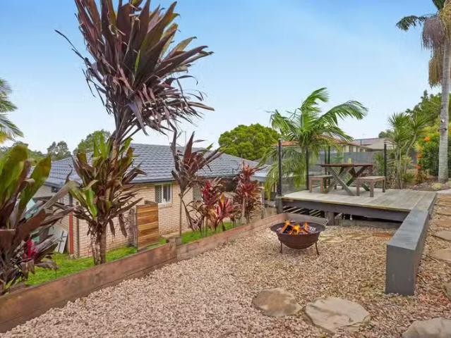 25 comemara Road, EDENS LANDING, QLD 4207 House for Rent