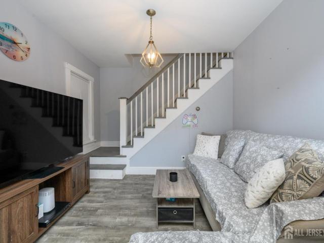 25 Comfort Place