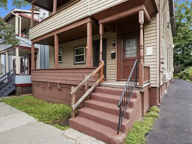 25 Conklin Street
