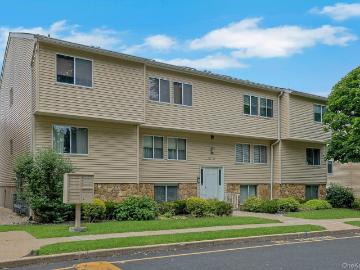 25 College Avenue 111