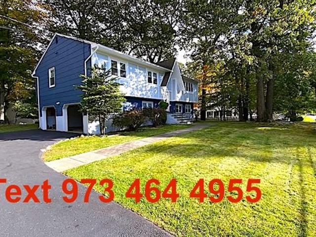 25 Cottage Pl, Morris Plains, NJ 07950