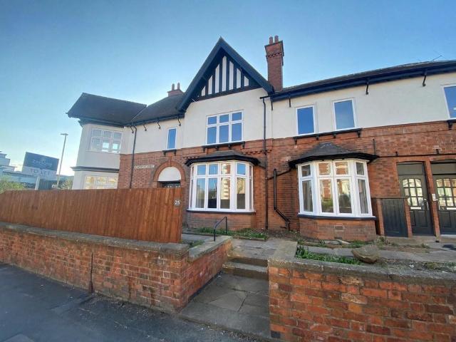 25 De Montfort Street, Leicester LE1 Studio to rent £695 pcm £160 pw