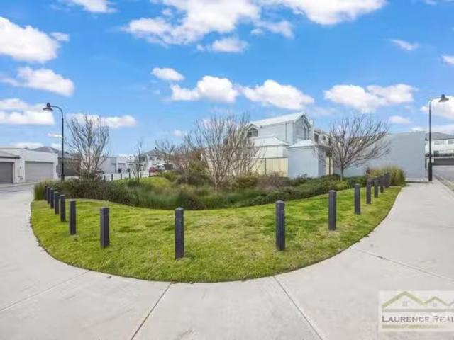 25 Eveleigh Boulevard, Clarkson, WA 6030
