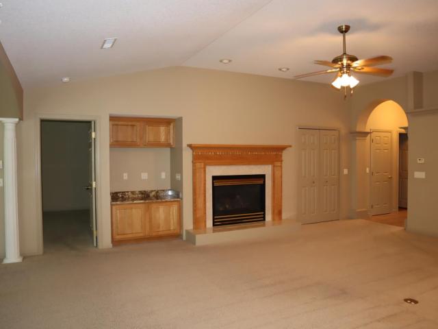 25 Falcon Crest Drive # A