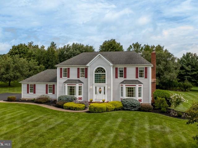 25 Farmhouse Road