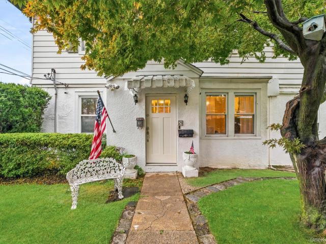 25 Fowler Avenue