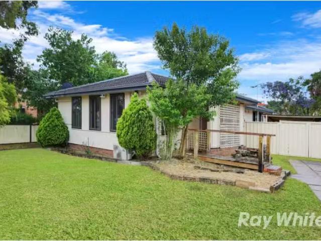25 Gasmata Crescent, WHALAN House for rent Listed by Alana Ne.