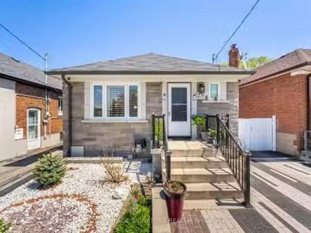 25 Handel Street, Toronto, ON, M6N 4G2 house for sale Listi.