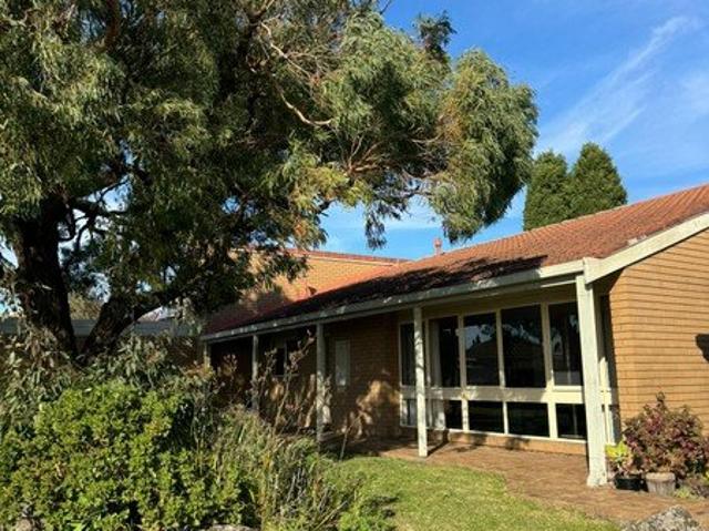 2/5 Harris Place, PORTLAND