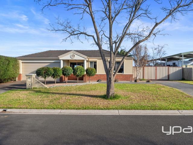 25 Haywood Grove, MELTON WEST