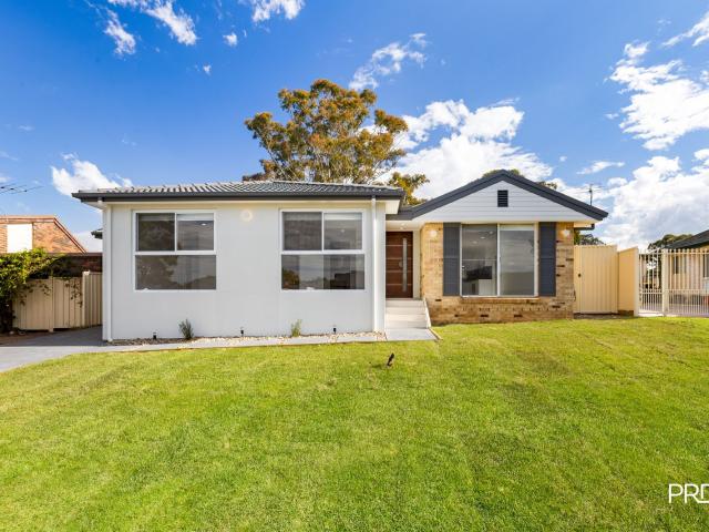 25 Henry Lawson Ave, Werrington County NSW 2747