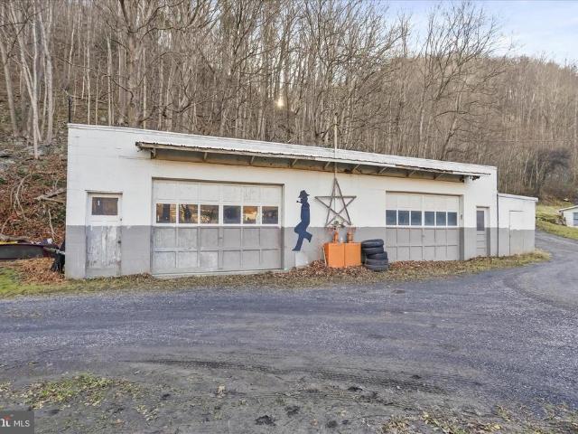 25 Helmick Lane