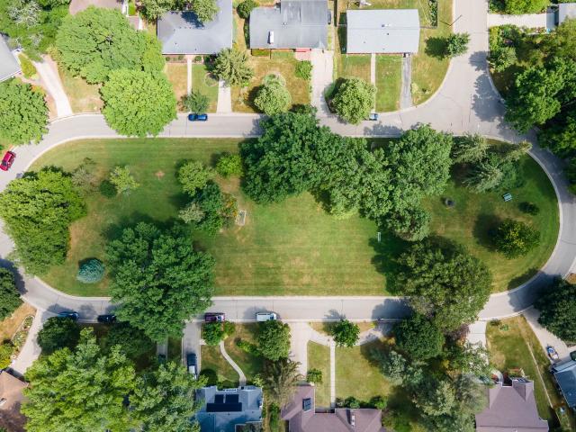 25 Hiawatha Circle