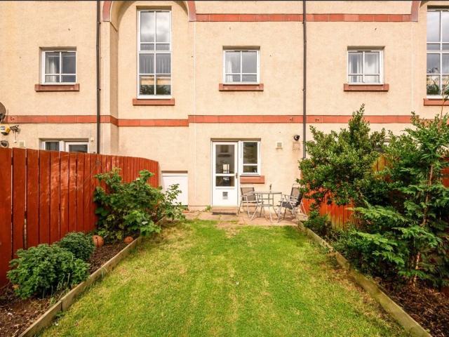 25 Hopetoun Street, City of Edinburgh, EH7 4QF, United Kingdom | 3 bed apartment for rent #168622277 | Rentberry