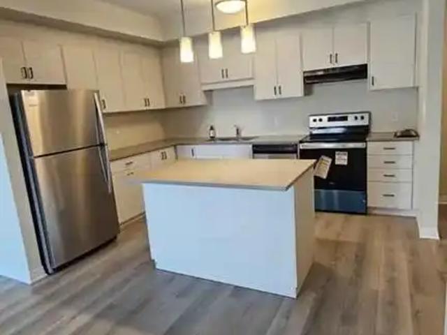 25 ISHERWOOD Avenue Unit# A16
