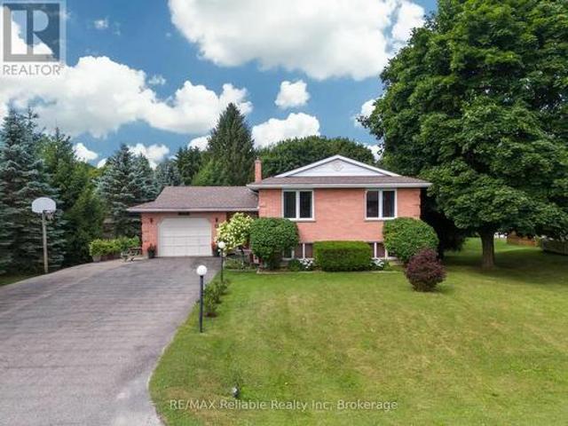 25 Jordan Drive, North Huron East Wawanosh, ON, N0G 1E0 house for sale | Listing ID X13586 | Royal LePage