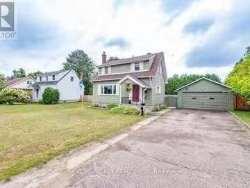 25 Laurentian Street, Deep River, ON, K0J 1P0 house for sale.