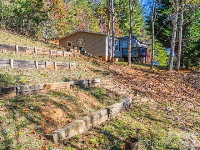 25 Laurel Cove Road