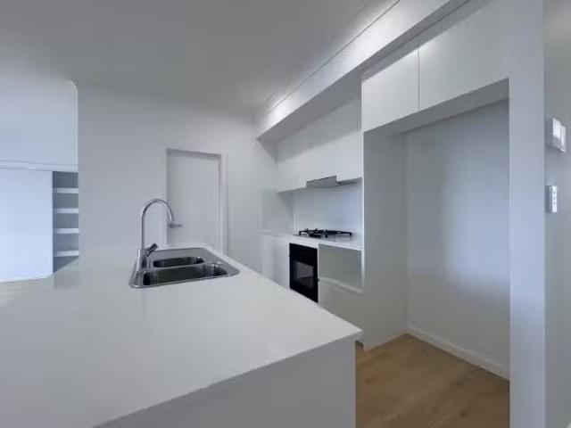 25 Leyland Circuit, LOCHINVAR House for rent Listed by Tom Cr.