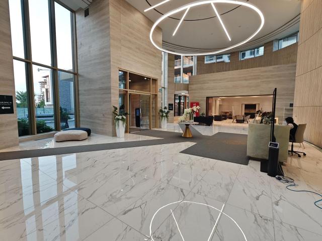 25 MCMAHON DR – SUITE 810, Toronto