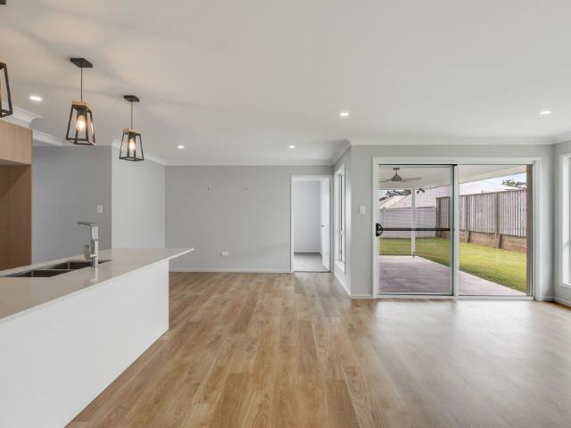 25 Mcaulay Avenue