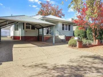 25 Mair Street, Turvey Park, NSW 2650