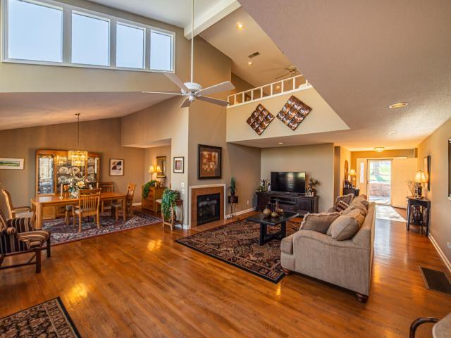 25 Meadow Links Drive