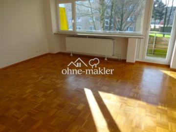 25 Min. nach Hamburg, 3‑Zi kernsaniert, 83m², EBK, Bad+WC, Balkon, Stellplatz, 975 €, Tostedt
