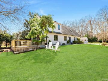 25 Miami Ave, Peconic, NY 11958 | MLS #939102
