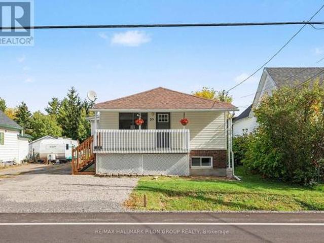 25 Moore Street, Mcnab/Braeside, ON, K7S 1G3 house for sale | Listing ID X13870 | Royal LePage