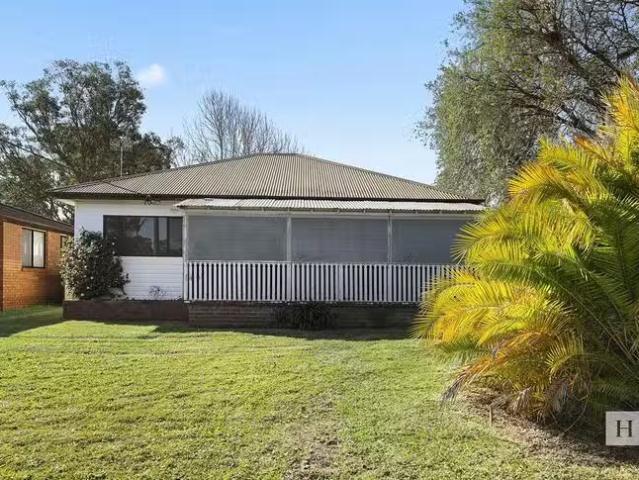 25 Murrawal Road, Wyongah, NSW 2259