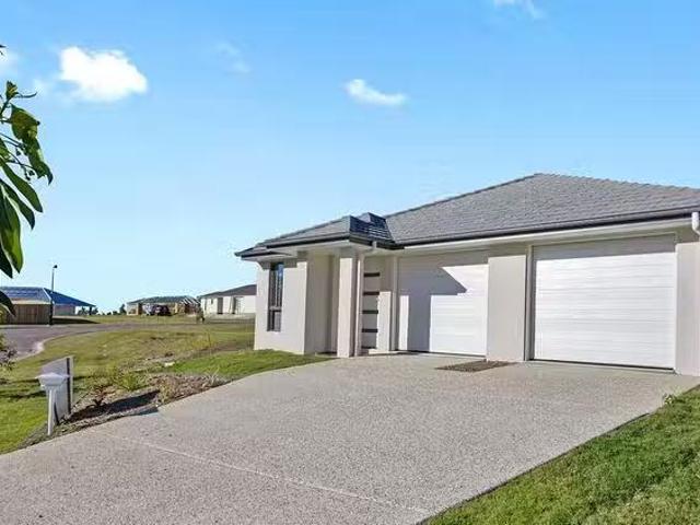 2/5 Neale Road, Morayfield, QLD 4506