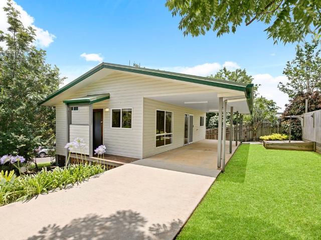 2/5 Nichols Street, Nambour
