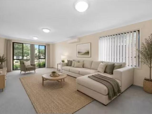 25 Nurla Avenue, LITTLE BAY House for rent Listed by Ray Murr.