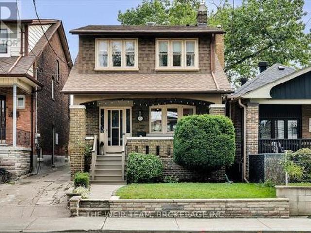 25 Oak Park Avenue, Toronto, ON, M4C 4L8 house for sale | Listing ID E13808 | Royal LePage