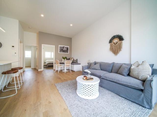 2/5 Owen Street, Plympton