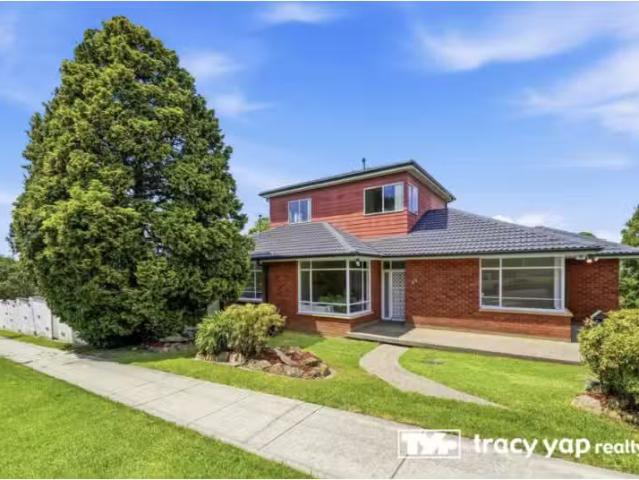 25 Pennant Parade, Carlingford House for rent Listed by Miche.