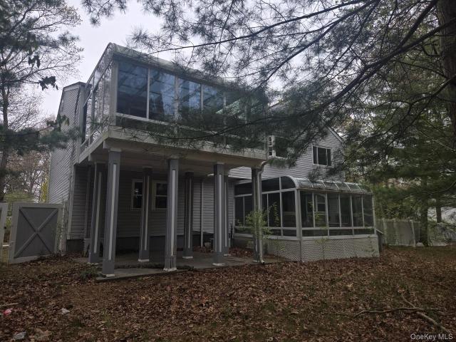 25 Pinecone Lane