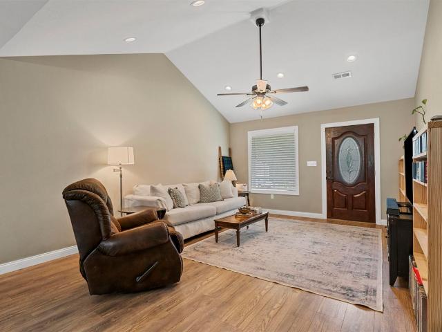 25 Pickett Road