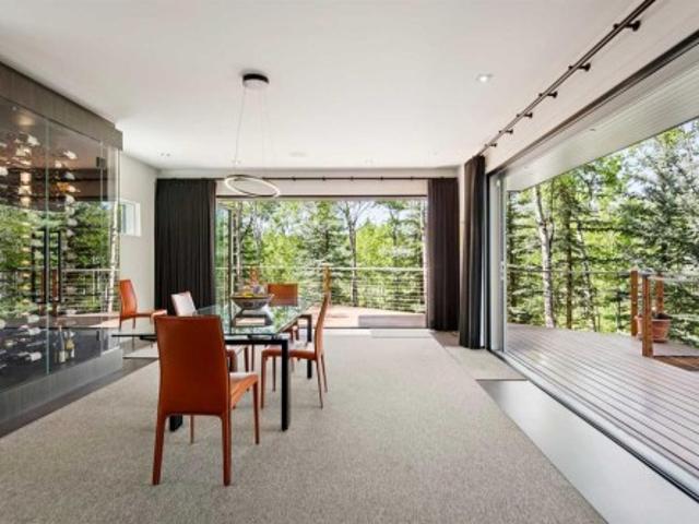 25 Posthill Drive Sw, Calgary, AB, T3H 0A8 condo for sale | Listing ID A2350 | Royal LePage