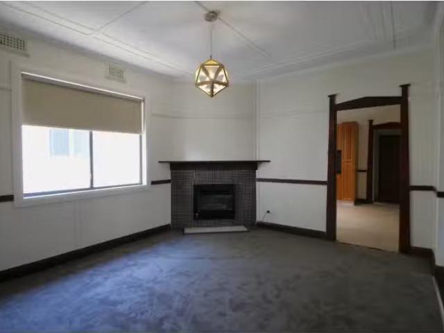 25 Prince Street, ORANGE House for rent Listed by Property Ma.