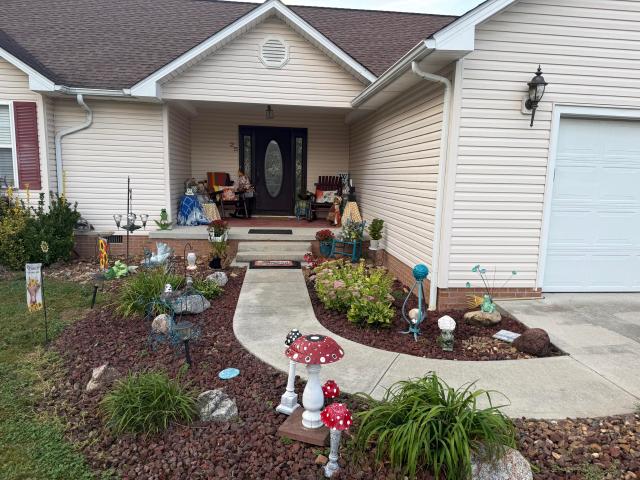 25 Red Oak Drive