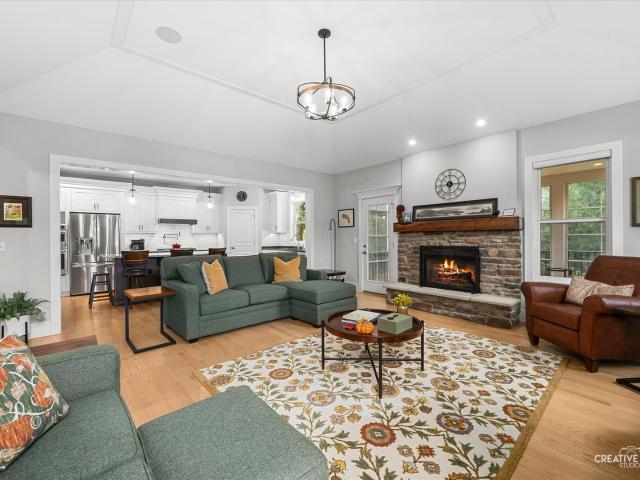 25 Retreat Court