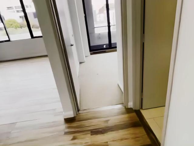 25 Rothschild Ave, Sydney